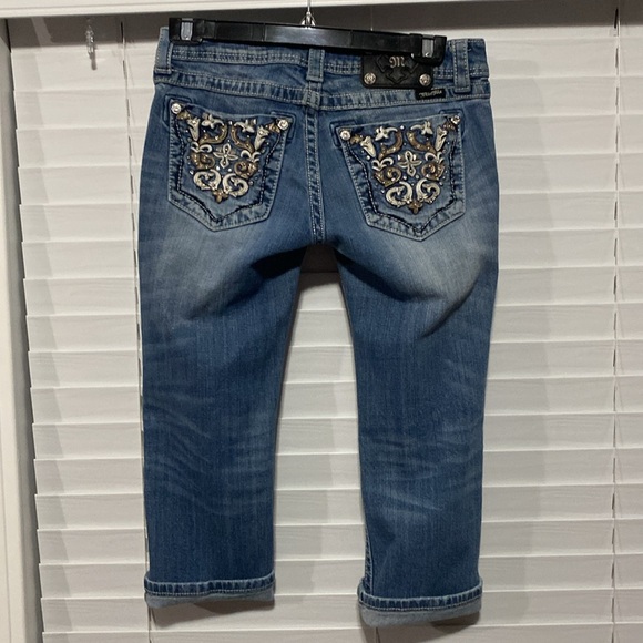 Miss Me Capris - Picture 5 of 14